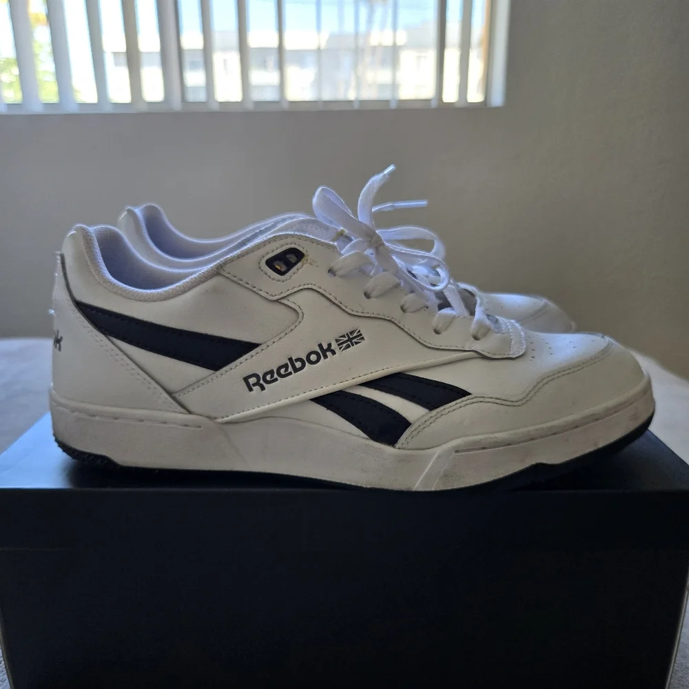 Reebok Unisex BB 4000 II Shoes, 10.5
